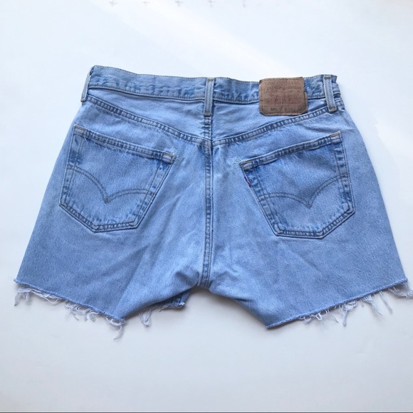 Vintage Levi’s cut off distressed shorts - Picture 1 of 4
